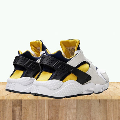 Nike Air Huarache Run Michigan Varsity Maize Yellow White DD1068-107 Men's Size 9.5